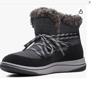 NWT Clark’s Cloudstepper Ankle Boots Black & Gray Faux Fur Lined W Sz 7.5 & 8